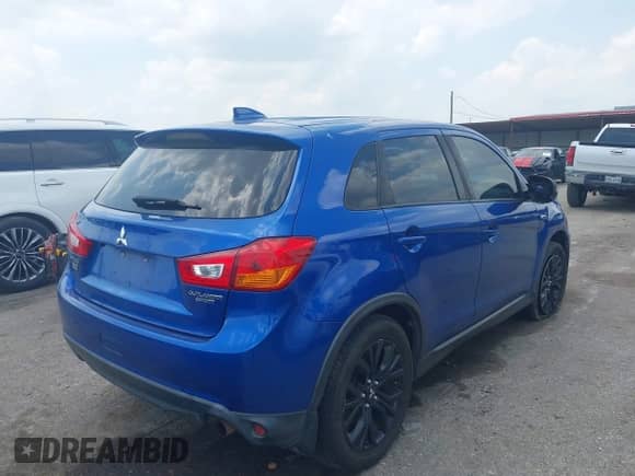 2017 Mitsubishi Outlander ES with VIN JA4AP3AUXHZ045208, listed as a IAAI auction lot 43075531 with 90,714 mi miles and . Bid and sale history available at DreamBid. Image 4.