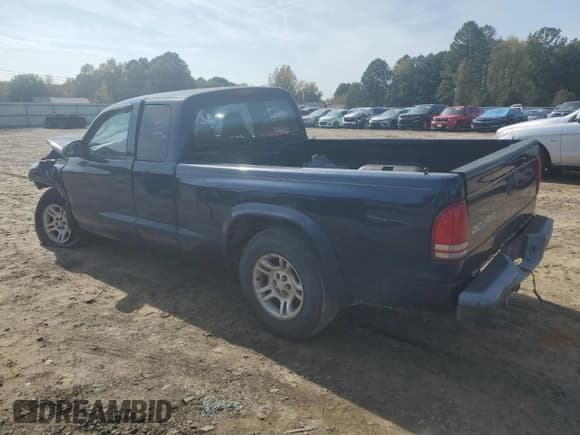 ✅ 2004 Dodge Dakota • VIN: 1D7GL12K64S663339 • Lot: 78636264. Wystawiony na Copart z przebiegiem 236 572 mil. Bezpłatny archiwum sprzedaży aukcyjnych z USA i szczegółowy raport historii pojazdu na DreamBid. Zdjęcie 2.