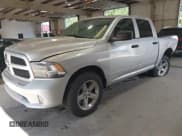 ✅ 2015 Ram 1500 Express • VIN: 1C6RR7KG0FS586039 • Lot: 42987189. Wystawiony na IAAI z przebiegiem 104 752 mil. Bezpłatny archiwum sprzedaży aukcyjnych z USA i szczegółowy raport historii pojazdu na DreamBid. Zdjęcie 2.