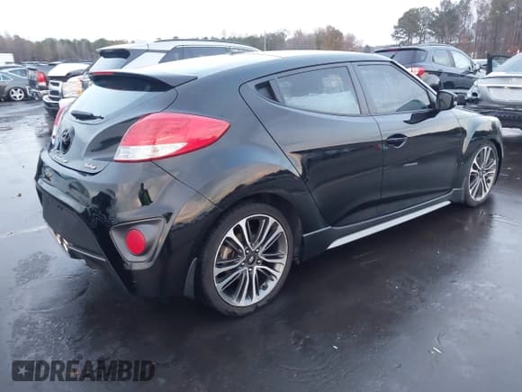 ✅ 2016 Hyundai Veloster Turbo Rally Edition • VIN: KMHTC6AE9GU258145 • Лот: 43753702. Опубликован ранее на IAAI с пробегом 112 828 миль. Бесплатный доступ к архиву аукционных продаж из США и подробный отчёт об истории автомобиля на DreamBid. Изображение 4.