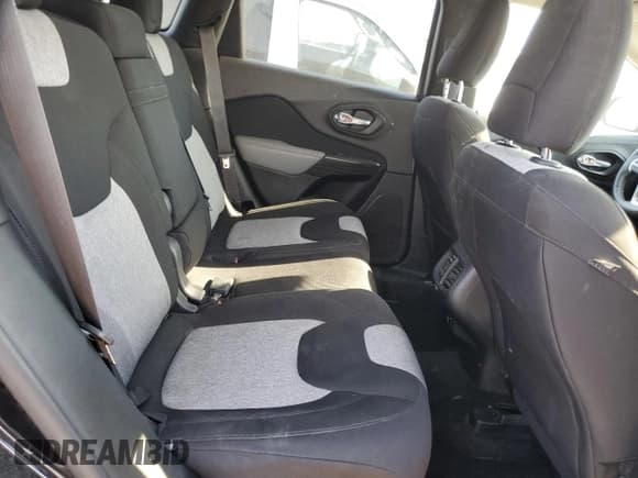 ✅ 2014 Jeep Cherokee Altitude • VIN: 1C4PJMCS1EW124461 • Lot: 62885365. Listed on Copart with 99,760 mi. Free auction sales archive from the USA and detailed vehicle history report at DreamBid. Image 11.