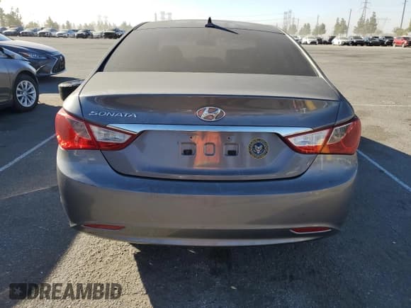 ✅ 2011 Hyundai Sonata GLS • VIN: 5NPEB4AC6BH012028 • Lot: 76924334. Listed on Copart with 85,334 mi. Free auction sales archive from the USA and detailed vehicle history report at DreamBid. Image 6.