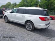 ✅ 2020 Lincoln Navigator Reserve • VIN: 5LMJJ3LT6LEL18701 • Lot: 42360807. Listed on IAAI with 68,445 mi. Free auction sales archive from the USA and detailed vehicle history report at DreamBid. Image 3.