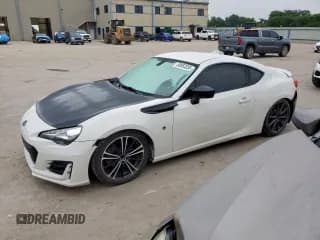 ✅ 2019 Toyota 86 • VIN: JF1ZNAA17K9703069 • Лот: 58853335. Опубликован ранее на Copart с пробегом 87 305 миль. Бесплатный доступ к архиву аукционных продаж из США и подробный отчёт об истории автомобиля на DreamBid. Изображение 1.