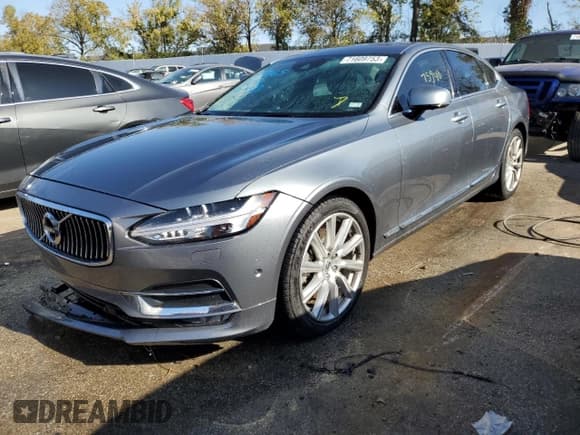 ✅ 2017 Volvo S90 Inscription • VIN: YV1A22ML7H1014136 • Лот: 71609753. Опубликован ранее на Copart с пробегом 75 940 миль. Бесплатный доступ к архиву аукционных продаж из США и подробный отчёт об истории автомобиля на DreamBid. Изображение 1.