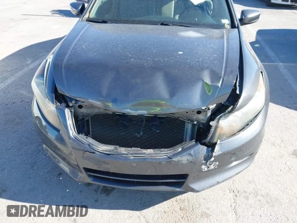 ✅ 2012 Honda Accord EX-L • VIN: 1HGCP3F83CA014871 • Lot: 43669775. Wystawiony na IAAI z przebiegiem 162 555 mil. Bezpłatny archiwum sprzedaży aukcyjnych z USA i szczegółowy raport historii pojazdu na DreamBid. Zdjęcie 6.