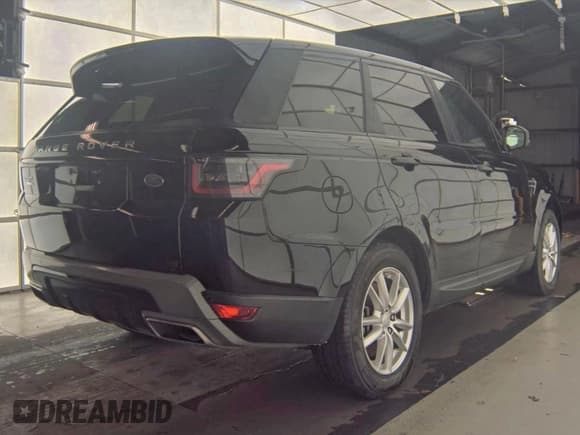 ✅ 2018 Land Rover Range Rover Sport SE • VIN: SALWG2RV8JA401364 • Lot: 96735425. Listed on Copart with 88,484 mi. Free auction sales archive from the USA and detailed vehicle history report at DreamBid. Image 4.