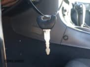 ✅ 1999 Mazda MX-5 Miata • VIN: JM1NB3530X0117866 • Lot: 43922524. Wystawiony na IAAI z przebiegiem 118 713 mil. Bezpłatny archiwum sprzedaży aukcyjnych z USA i szczegółowy raport historii pojazdu na DreamBid. Zdjęcie 11.