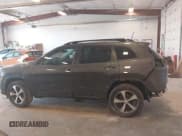 ✅ 2022 Jeep Cherokee Limited • VIN: 1C4PJMDX6ND531424 • Lot: 42334739. Listed on IAAI with 22,473 mi. Free auction sales archive from the USA and detailed vehicle history report at DreamBid. Image 15.