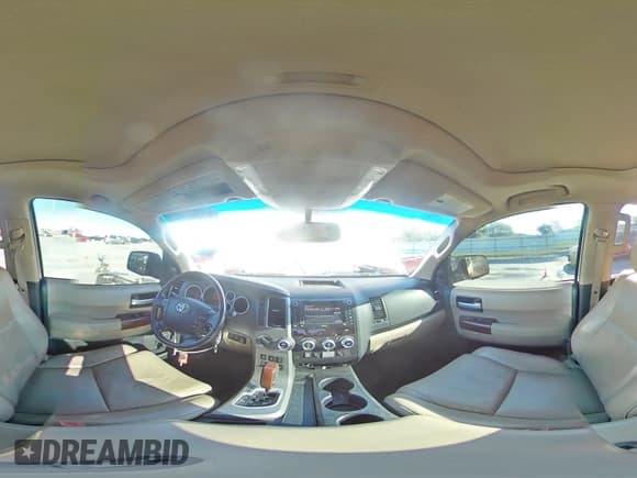 ✅ 2012 Toyota Sequoia Platinum • VIN: 5TDDW5G14CS062207 • Lot: 85547175. Listed on Copart with 171,208 mi. Free auction sales archive from the USA and detailed vehicle history report at DreamBid. Image 16.