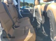 ✅ 2022 Jeep Gladiator Rubicon • VIN: 1C6JJTBG2NL166191 • Lot: 90731605. Wystawiony na Copart z przebiegiem 20 242 mil. Bezpłatny archiwum sprzedaży aukcyjnych z USA i szczegółowy raport historii pojazdu na DreamBid. Zdjęcie 10.