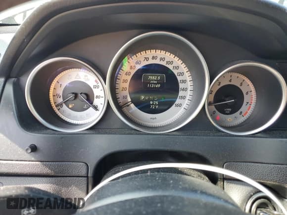 ✅ 2014 Mercedes-Benz C 250 Sport • VIN: WDDGF4HBXEA956765 • Лот: 60858855. Опубликован ранее на Copart с пробегом 113 149 миль. Бесплатный доступ к архиву аукционных продаж из США и подробный отчёт об истории автомобиля на DreamBid. Изображение 9.