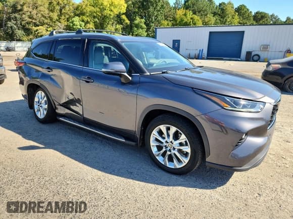 ✅ 2022 Toyota Highlander Limited • VIN: 5TDYZRAHXNS547184 • Lot: 86498675. Wystawiony na Copart z przebiegiem 107 953 mil. Bezpłatny archiwum sprzedaży aukcyjnych z USA i szczegółowy raport historii pojazdu na DreamBid. Zdjęcie 4.