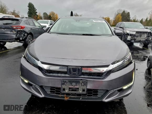 ✅ 2018 Honda Clarity • VIN: JHMZC5F11JC013740 • Lot: 95881765. Wystawiony na Copart z przebiegiem 86 895 mil. Bezpłatny archiwum sprzedaży aukcyjnych z USA i szczegółowy raport historii pojazdu na DreamBid. Zdjęcie 5.