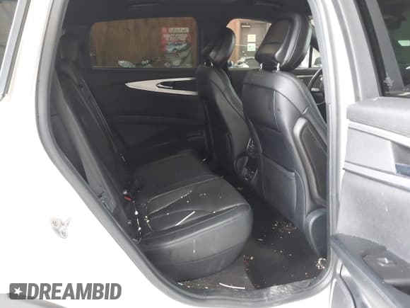 ✅ 2020 Lincoln Nautilus Standard • VIN: 2LMPJ8J92LBL33729 • Lot: 42907842. Listed on IAAI with 85,880 mi. Free auction sales archive from the USA and detailed vehicle history report at DreamBid. Image 8.