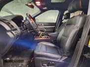 ✅ 2017 Ford Explorer XLT • VIN: 1FM5K8DH5HGA83096 • Lot: 95217575. Wystawiony na Copart z przebiegiem 46 412 mil. Bezpłatny archiwum sprzedaży aukcyjnych z USA i szczegółowy raport historii pojazdu na DreamBid. Zdjęcie 7.