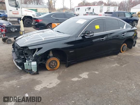 ✅ 2018 Infiniti Q50 Red Sport 400 • VIN: JN1FV7AR9JM480439 • Lot: 43762434. Wystawiony na IAAI z przebiegiem 68 595 mil. Bezpłatny archiwum sprzedaży aukcyjnych z USA i szczegółowy raport historii pojazdu na DreamBid. Zdjęcie 2.