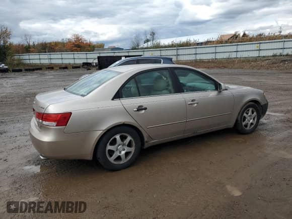 ✅ 2007 Hyundai Sonata SE • VIN: 5NPEU46F47H158867 • Лот: 82778715. Размещён на Copart с пробегом 228 147 миль миль. Получите бесплатный доступ к архиву аукционных продаж из США и посмотрите подробный отчёт об истории автомобиля на DreamBid. Изображение 3.