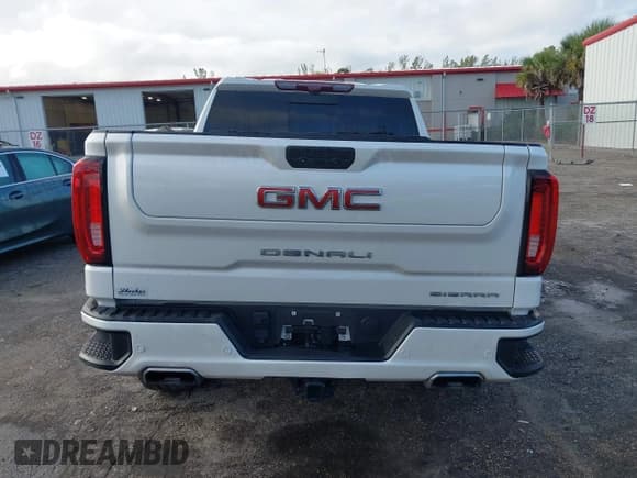 ✅ 2022 GMC Sierra 1500 Denali • VIN: 3GTU9FEL7NG149120 • Лот: 43424341. Опубликован ранее на IAAI с пробегом 60 515 миль. Бесплатный доступ к архиву аукционных продаж из США и подробный отчёт об истории автомобиля на DreamBid. Изображение 17.