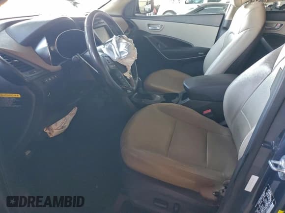 ✅ 2017 Hyundai Santa Fe 2.0T • VIN: 5XYZU4LA8HG477921 • Lot: 96061895. Wystawiony na Copart z przebiegiem 88 834 mil. Bezpłatny archiwum sprzedaży aukcyjnych z USA i szczegółowy raport historii pojazdu na DreamBid. Zdjęcie 7.