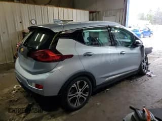 ✅ 2017 Chevrolet Bolt EV Premier • VIN: 1G1FX6S01H4163985 • Lot: 53290855. Wystawiony na Copart z przebiegiem Nie podano. Bezpłatny archiwum sprzedaży aukcyjnych z USA i szczegółowy raport historii pojazdu na DreamBid. Zdjęcie 3.