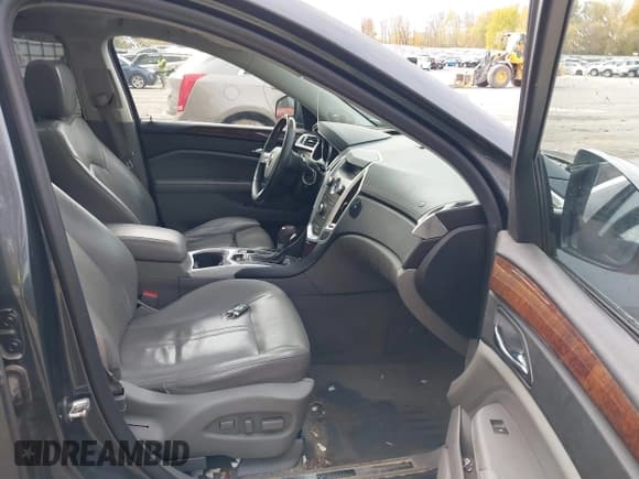 ✅ 2010 Cadillac SRX Luxury Collection • VIN: 3GYFNDEY2AS639406 • Lot: 43559781. Listed on IAAI with 166,825 mi. Free auction sales archive from the USA and detailed vehicle history report at DreamBid. Image 5.