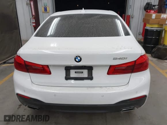 ✅ 2020 BMW 5 Series 540i • VIN: WBAJS1C02LWW67733 • Lot: 41478533. Listed on IAAI with 48,818 mi. Free auction sales archive from the USA and detailed vehicle history report at DreamBid. Image 16.