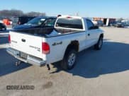 ✅ 2004 Dodge Dakota • VIN: 1D7GG46K04S685286 • Lot: 41617367. Wystawiony na IAAI z przebiegiem 192 272 mil. Bezpłatny archiwum sprzedaży aukcyjnych z USA i szczegółowy raport historii pojazdu na DreamBid. Zdjęcie 4.