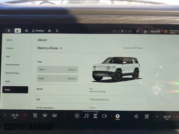 ✅ 2023 Rivian R1S Adventure • VIN: 7PDSGABA6PN017536 • Lot: 43881106. Wystawiony na IAAI z przebiegiem 21 072 mil. Bezpłatny archiwum sprzedaży aukcyjnych z USA i szczegółowy raport historii pojazdu na DreamBid. Zdjęcie 7.