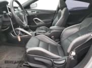 ✅ 2016 Hyundai Veloster Turbo Rally Edition • VIN: KMHTC6AE0GU257787 • Lot: 85323394. Wystawiony na Copart z przebiegiem 91 826 mil. Bezpłatny archiwum sprzedaży aukcyjnych z USA i szczegółowy raport historii pojazdu na DreamBid. Zdjęcie 7.