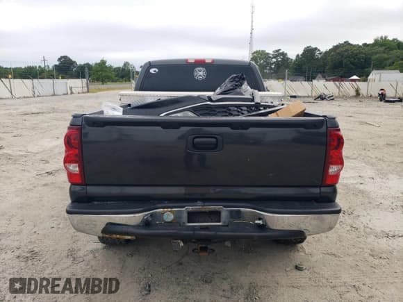 ✅ 2003 Chevrolet Silverado 1500 • VIN: 2GCEK19V731329209 • Лот: 58312925. Опубликован ранее на Copart с пробегом 269 411 миль. Бесплатный доступ к архиву аукционных продаж из США и подробный отчёт об истории автомобиля на DreamBid. Изображение 6.