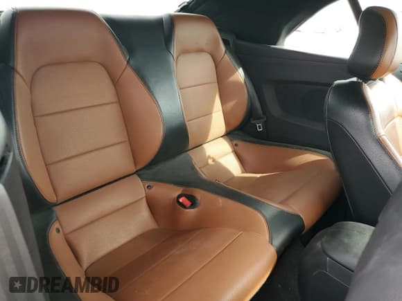 ✅ 2019 Ford Mustang EcoBoost Premium • VIN: 1FATP8UH5K5115647 • Лот: 87118525. Опубликован ранее на Copart с пробегом 56 306 миль. Бесплатный доступ к архиву аукционных продаж из США и подробный отчёт об истории автомобиля на DreamBid. Изображение 10.