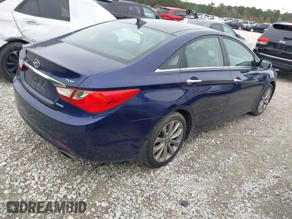 ✅ 2012 Hyundai Sonata Limited • VIN: 5NPEC4AB4CH360738 • Lot: 43829333. Listed on IAAI with 131,322 mi. Free auction sales archive from the USA and detailed vehicle history report at DreamBid. Image 4.