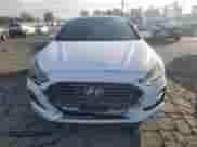 2019 Hyundai Sonata SE с VIN 5NPE24AF7KH765707, выставлен на аукционе Copart как лот 86510245 с пробегом 89 185 миль миль и Списание • Salvage title. История ставок и продаж доступна на DreamBid. Изображение 5.