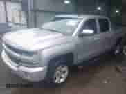 2018 Chevrolet Silverado 1500 LT z VIN 3GCUKREC2JG525366, wystawiony jako IAAI lot #43019515 z przebiegiem 166 139 mil mil oraz . Historia ofert i sprzedaży dostępna na DreamBid. Obrazek 2.