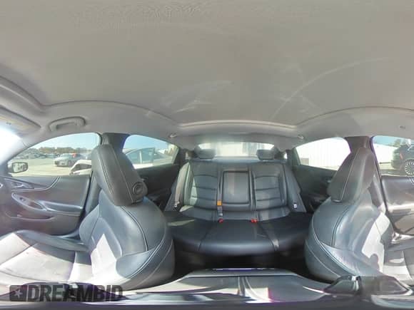 2016 Chevrolet Malibu LT z VIN 1G1ZE5ST8GF318400, wystawiony jako Copart lot #81293635 z przebiegiem 187 916 mil mil oraz Szkoda całkowita • Salvage title. Historia ofert i sprzedaży dostępna na DreamBid. Obrazek 14.