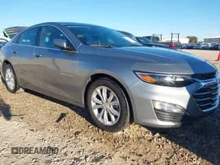 ✅ 2025 Chevrolet Malibu LT • VIN: 1G1ZD5STXSF119649 • Lot: 43604851. Wystawiony na IAAI z przebiegiem 29 487 mil mil. Skorzystaj z bezpłatnego archiwum sprzedaży aukcyjnych z USA i zobacz szczegółowy raport historii pojazdu na DreamBid. Zdjęcie 1.