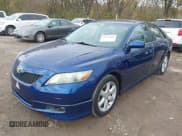 ✅ 2007 Toyota Camry LE • VIN: 4T1BE46K67U058381 • Лот: 43639605. Опубликован ранее на IAAI с пробегом 175 725 миль. Бесплатный доступ к архиву аукционных продаж из США и подробный отчёт об истории автомобиля на DreamBid. Изображение 2.