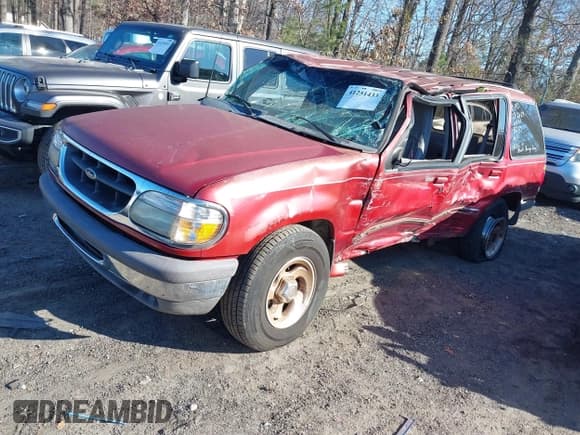 ✅ 1997 Ford Explorer XLT • VIN: 1FMDU32P1VUB98259 • Лот: 41251433. Опубликован ранее на IAAI с пробегом 156 680 миль. Бесплатный доступ к архиву аукционных продаж из США и подробный отчёт об истории автомобиля на DreamBid. Изображение 2.