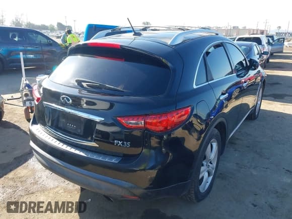 ✅ 2010 Infiniti FX • VIN: JN8AS1MU3AM800324 • Lot: 42020705. Listed on IAAI with 131,170 mi. Free auction sales archive from the USA and detailed vehicle history report at DreamBid. Image 4.
