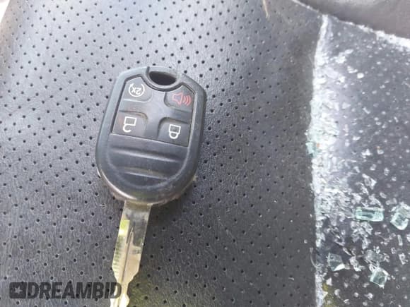 ✅ 2012 Ford F-150 XL • VIN: 1FTFX1ET9CFA82326 • Lot: 41442632. Listed on IAAI with 168,807 mi. Free auction sales archive from the USA and detailed vehicle history report at DreamBid. Image 11.