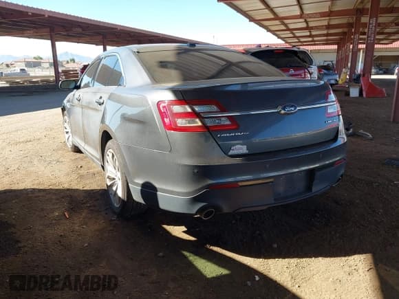 ✅ 2017 Ford Taurus Limited • VIN: 1FAHP2F83HG102456 • Lot: 43610234. Listed on IAAI with 138,877 mi. Free auction sales archive from the USA and detailed vehicle history report at DreamBid. Image 3.