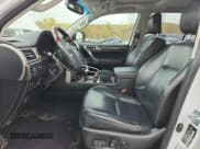 ✅ 2015 Lexus GX 460 • VIN: JTJBM7FX8F5090808 • Lot: 82423855. Wystawiony na Copart z przebiegiem 154 254 mil. Bezpłatny archiwum sprzedaży aukcyjnych z USA i szczegółowy raport historii pojazdu na DreamBid. Zdjęcie 7.