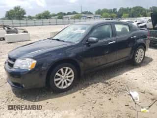 2010 Dodge Avenger R/T с VIN 1B3CC5FV0AN116552, выставлен на аукционе Copart как лот 62858264 с пробегом 100 266 миль миль и Списание • Salvage title. История ставок и продаж доступна на DreamBid. Изображение 1.