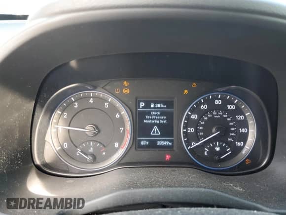 2020 Hyundai Kona SE с VIN KM8K12AA4LU401634, выставлен на аукционе Copart как лот 50210943 с пробегом 20 549 миль миль и . История ставок и продаж доступна на DreamBid. Изображение 9.