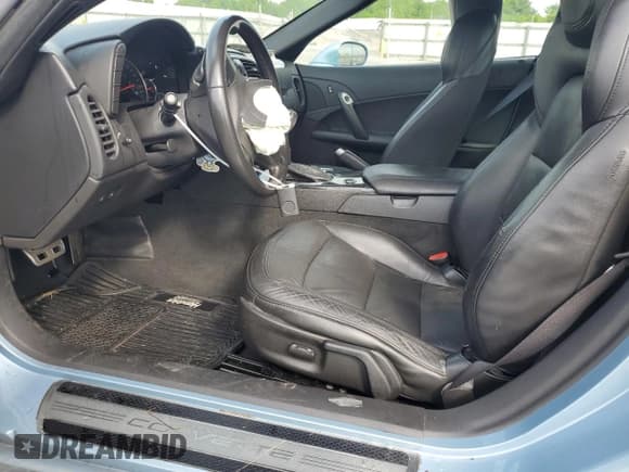 ✅ 2012 Chevrolet Corvette 1LT • VIN: 1G1YE2DW6C5101624 • Lot: 56997545. Listed on Copart with 62,550 mi. Free auction sales archive from the USA and detailed vehicle history report at DreamBid. Image 7.