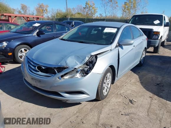 ✅ 2011 Hyundai Sonata GLS • VIN: 5NPEB4AC2BH056639 • Лот: 43538133. Опубликован ранее на IAAI с пробегом 237 580 миль. Бесплатный доступ к архиву аукционных продаж из США и подробный отчёт об истории автомобиля на DreamBid. Изображение 2.