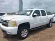 2007 Chevrolet Silverado 1500 1LT z VIN 3GCEK13387G506628, wystawiony jako IAAI lot #42087661 z przebiegiem 270 119 mil mil oraz . Historia ofert i sprzedaży dostępna na DreamBid. Obrazek 2.