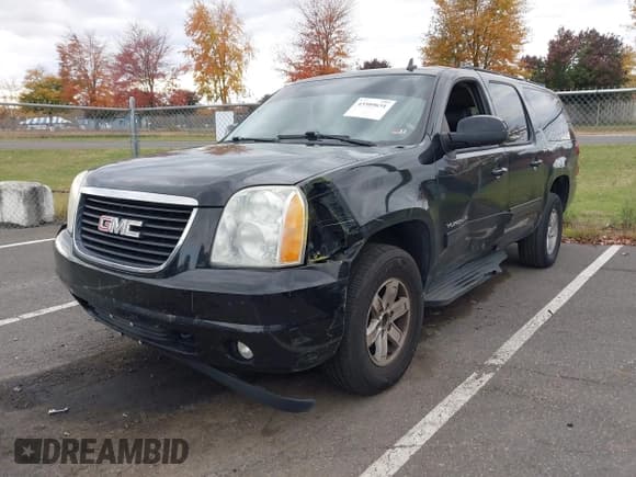 ✅ 2010 GMC Yukon XL SLT • VIN: 1GKUKKE36AR212266 • Lot: 43509651. Wystawiony na IAAI z przebiegiem 250 143 mil. Bezpłatny archiwum sprzedaży aukcyjnych z USA i szczegółowy raport historii pojazdu na DreamBid. Zdjęcie 17.