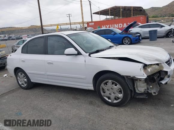 ✅ 2004 Hyundai Elantra GLS • VIN: KMHDN46D64U709062 • Lot: 42020336. Wystawiony na IAAI z przebiegiem 211 215 mil. Bezpłatny archiwum sprzedaży aukcyjnych z USA i szczegółowy raport historii pojazdu na DreamBid. Zdjęcie 13.
